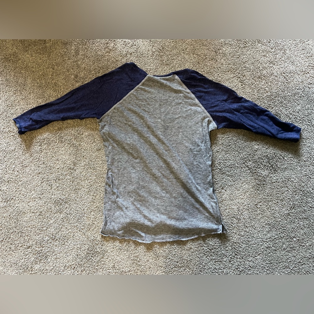 Under Armour Heather Gray and Navy Raglan Tee - Picture 2 of 2